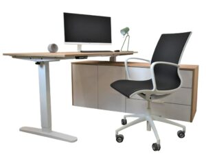 Dubový kancelářský stůl FormWood Aro 160