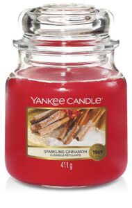 Střední vonná svíčka Yankee Candle Sparkling Cinnamon Yankee Candle