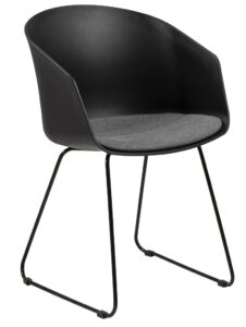 SCANDI Černá plastová jídelní židle Parley s černou podnoží SCANDI