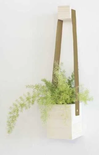 Hnědý květináč z jedlového dřeva Surdic Colgante, 17 x 62 cm