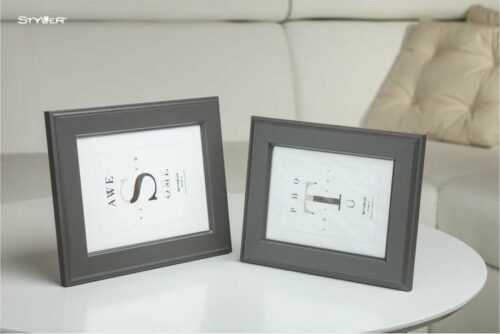 Tmavě šedý rámeček na fotografii Styler Malmo