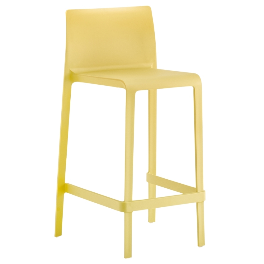 Pedrali Žlutá plastová barová židle Volt 677 66 cm Pedrali