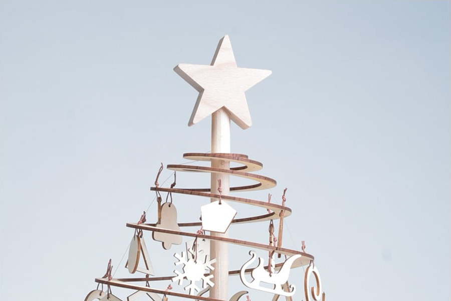 Dřevěná hvězda na dekorativní vánoční stromek Spira Small Spira