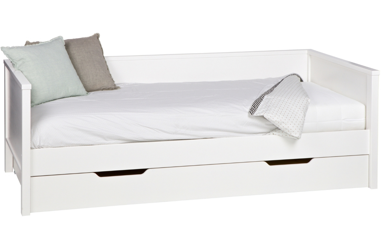 Hoorns Bílá borovicová postel Warde 90x200 cm Hoorns