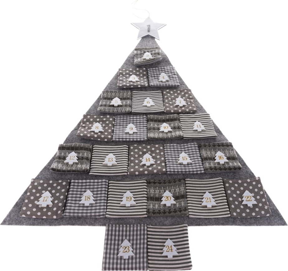Šedý textilní adventní kalendář ve tvaru stromu