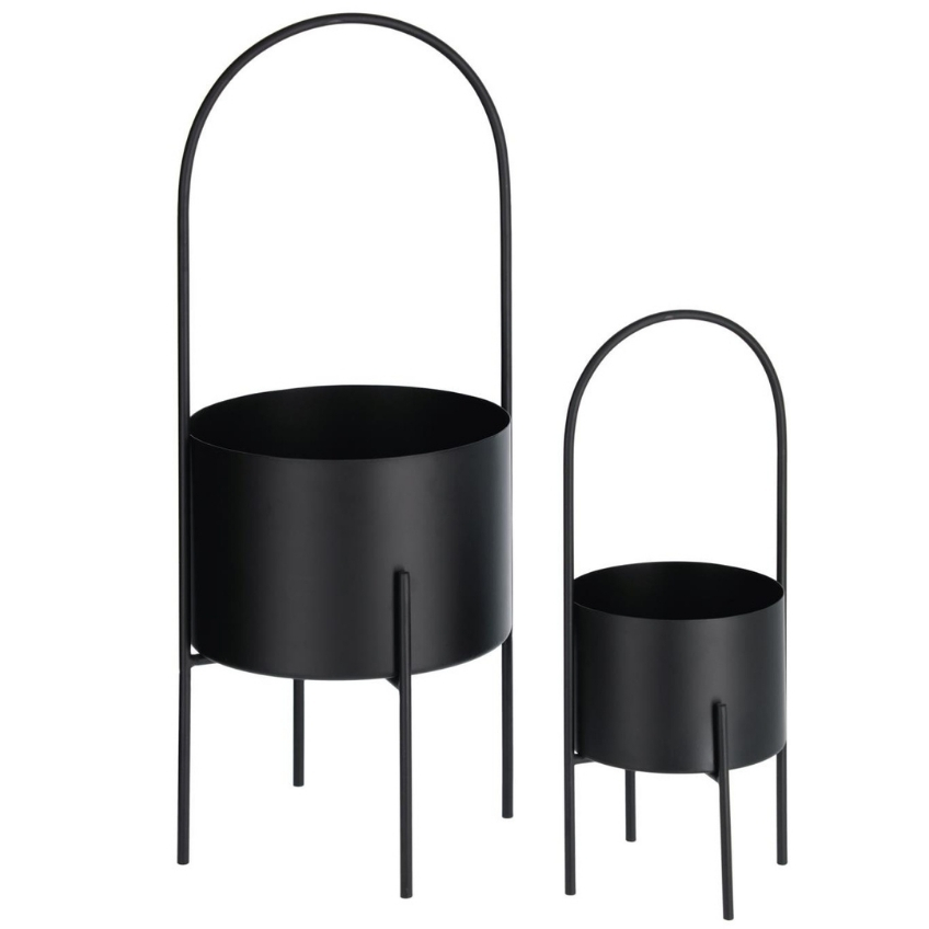 Set dvou černých kovových květináčů Kave Home Mash Ø 25 cm / 16