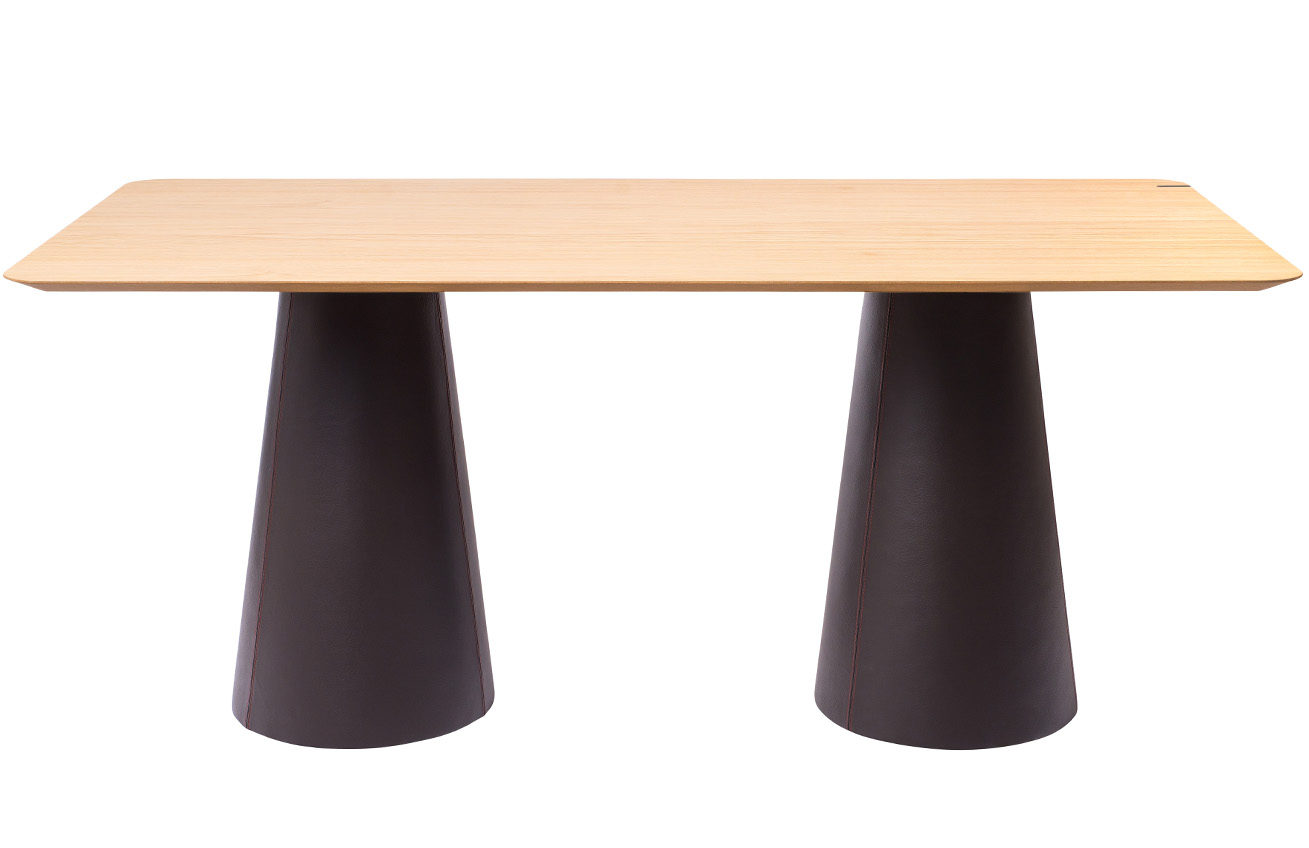 Dubový jídelní stůl Marco Barotti Tivoli 180 x 90 cm s koženou podnoží Marco Barotti