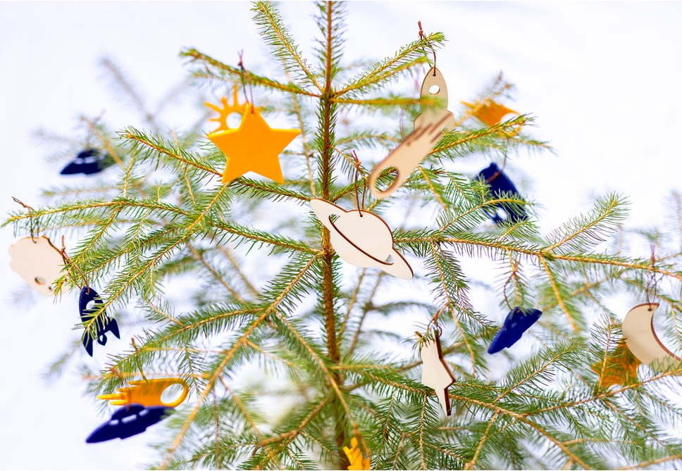 Sada 8 žluto-modrých filcových vánočních dekorací Spira Medium Spira