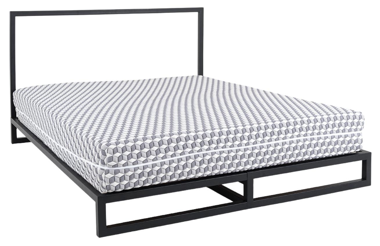 Nordic Design Černá kovová dvoulůžková postel Agiama 140 x 200 cm Nordic Design