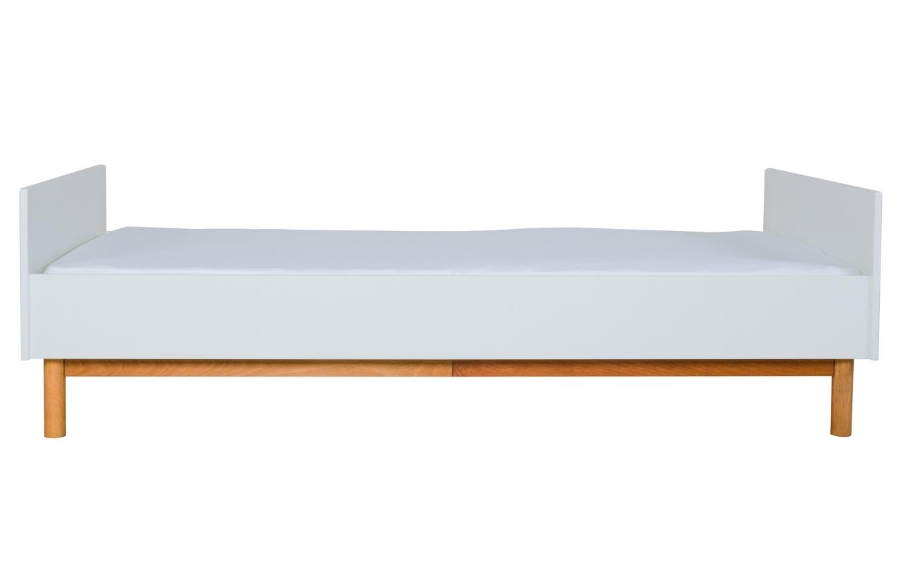 Bílá lakovaná dětská postel Quax Mood 90 x 200 cm Quax
