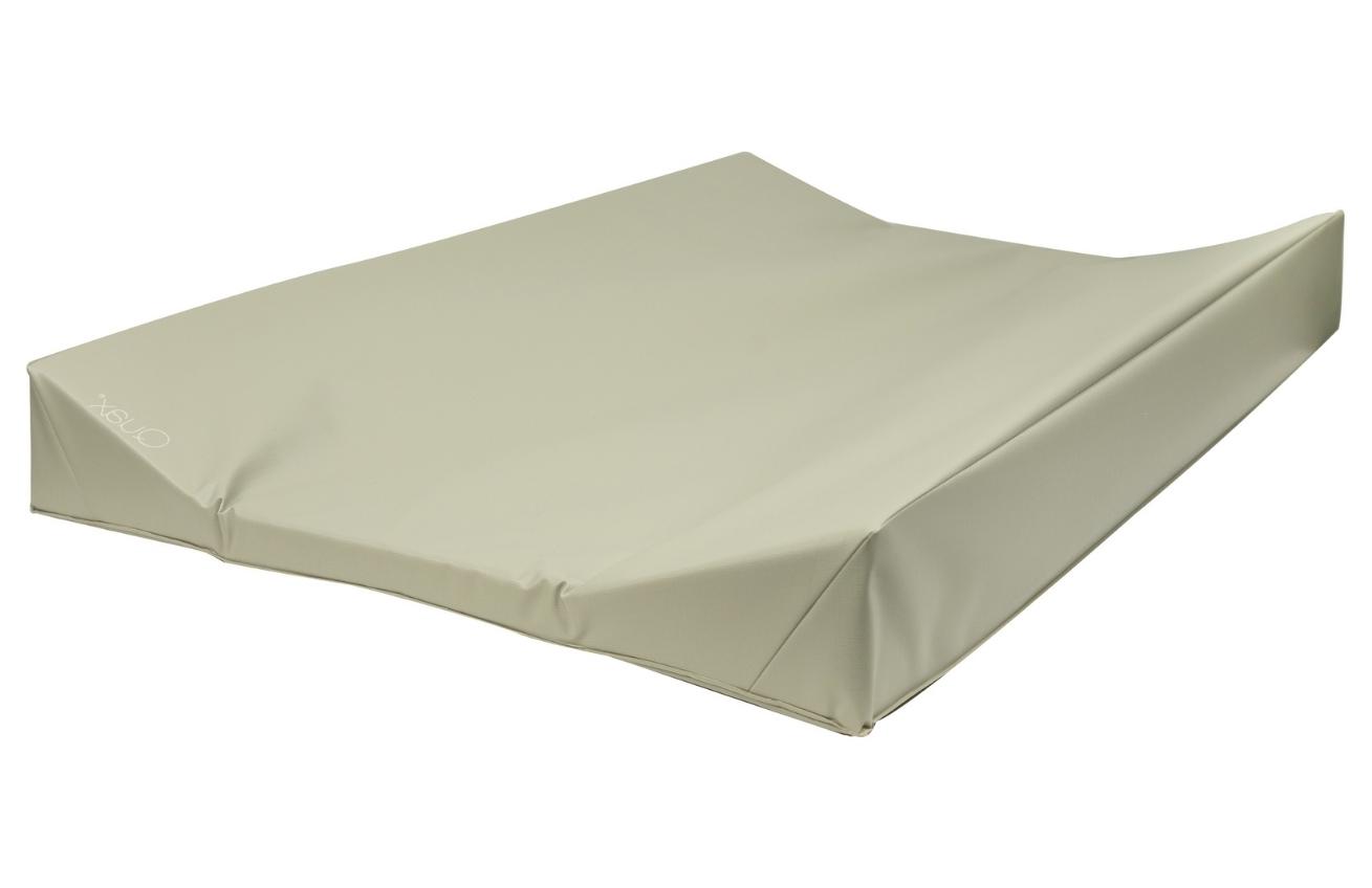 Zelená omyvatelná přebalovací podložka Quax Basic 66 x 44 cm Quax