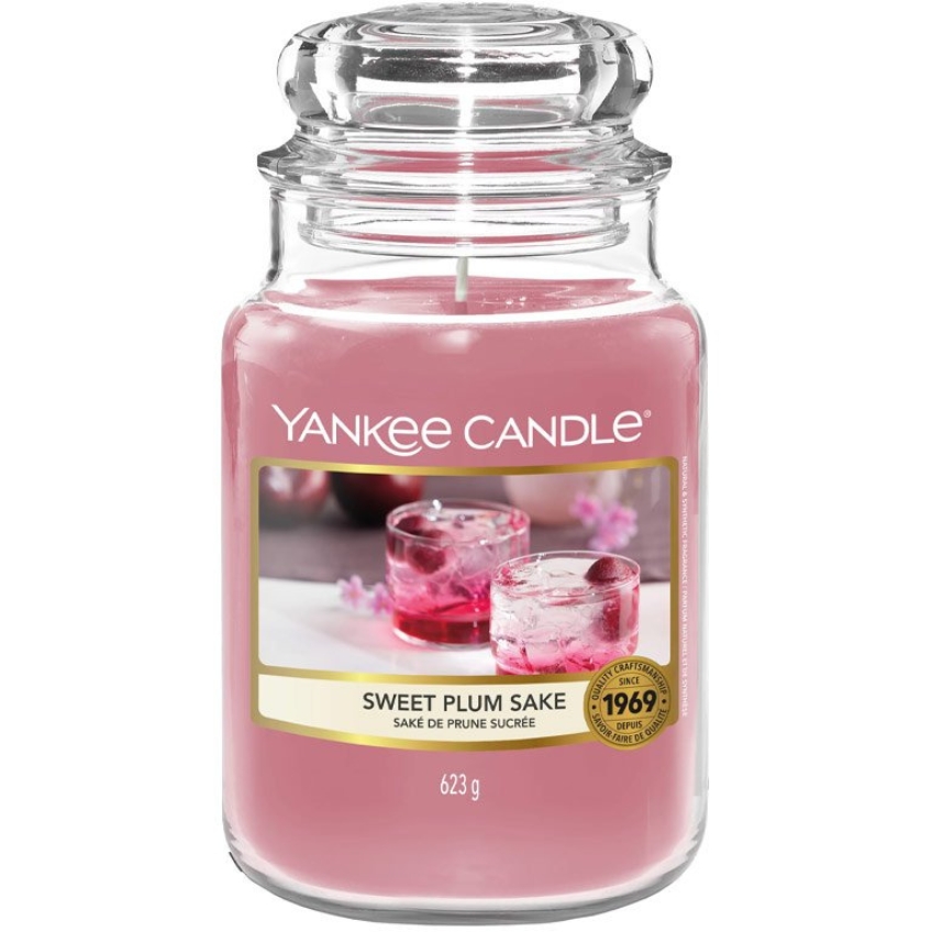 Velká vonná svíčka Yankee Candle Sweet Plum Sake Yankee Candle