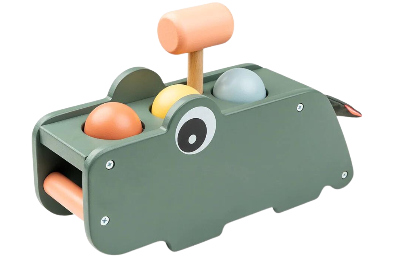 Zelená dřevěná zatloukací hračka Done by Deer Croco Done by Deer