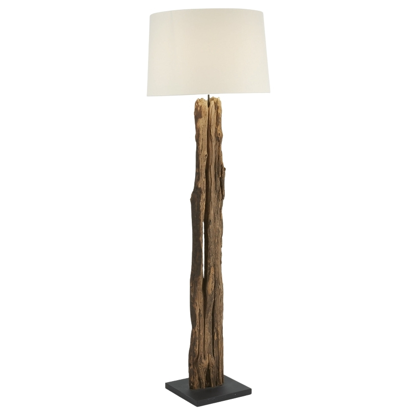 Bílá bavlněná stojací lampa Kave Home Powell 175 cm s dřevěnou podstavou Kave Home