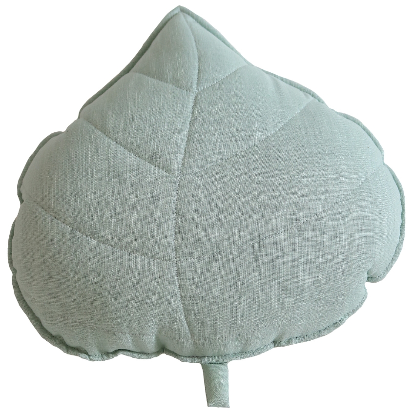 Moi Mili Mátově zelený polštář ve tvaru listu Leaf 39 cm Moi Mili