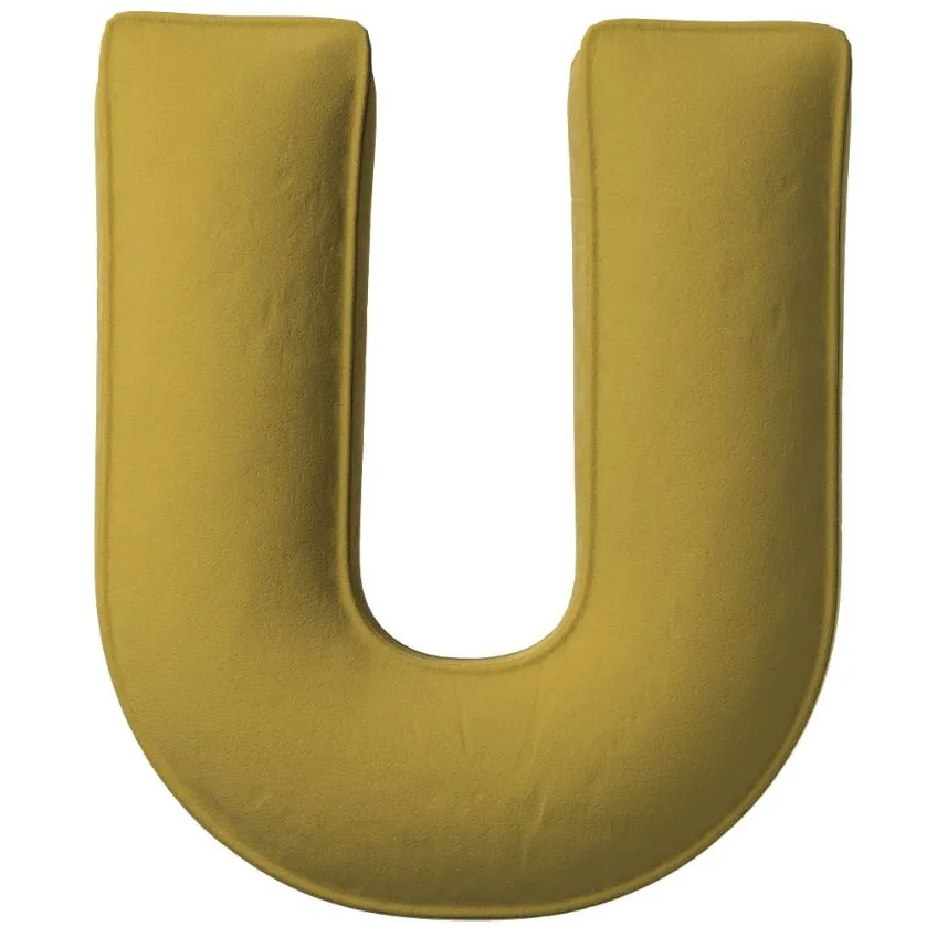 Yellow Tipi sametový polštář písmeno U