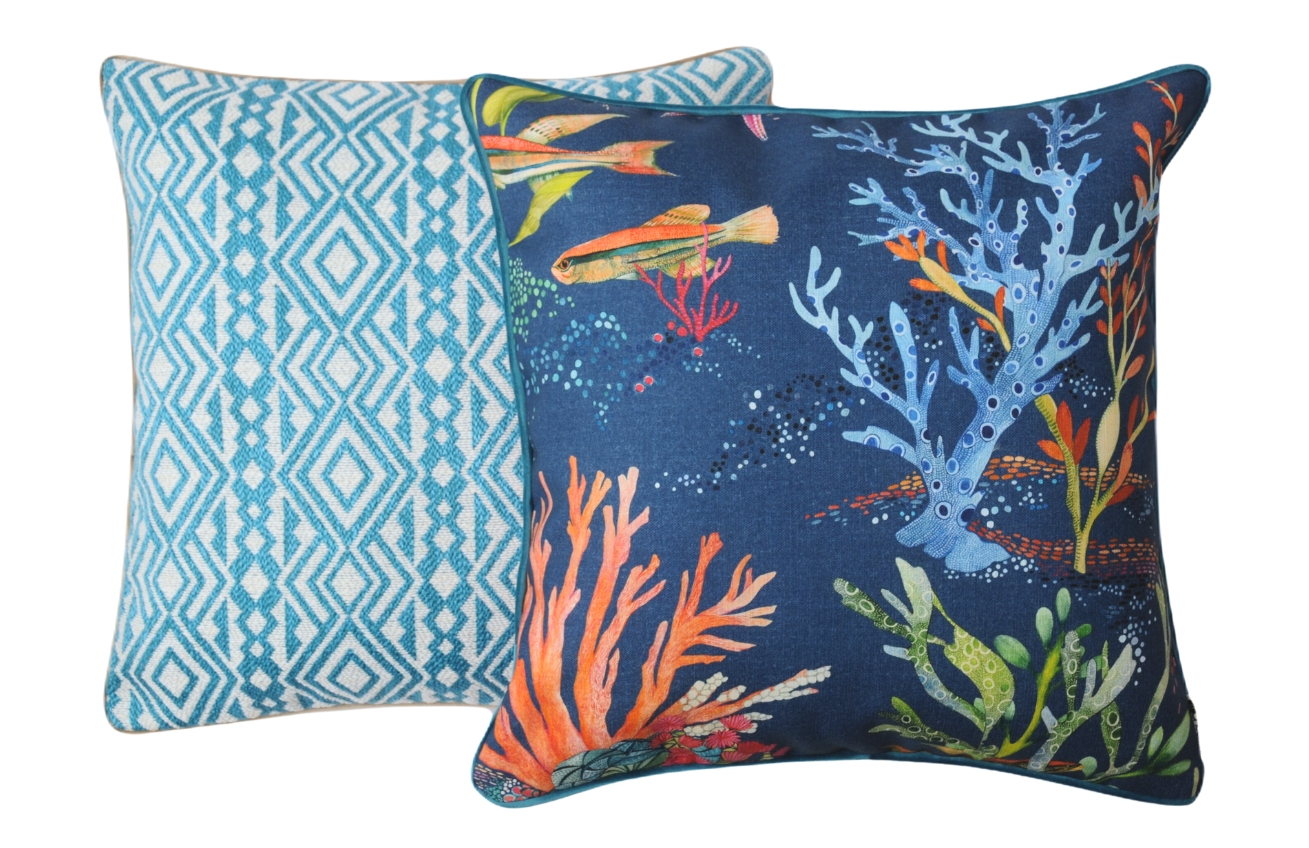 BOHOLOGY Modrý set dvou venkovních povlaků na polštář Marine Aztec BOHOLOGY
