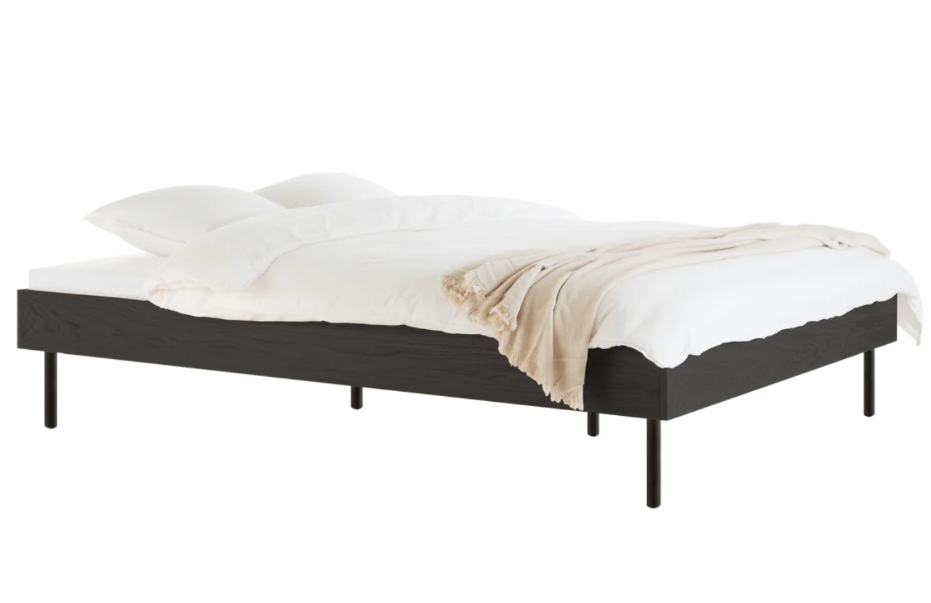 noo.ma Černá dvoulůžková postel Streiko 200 x 200 cm s roštem noo.ma