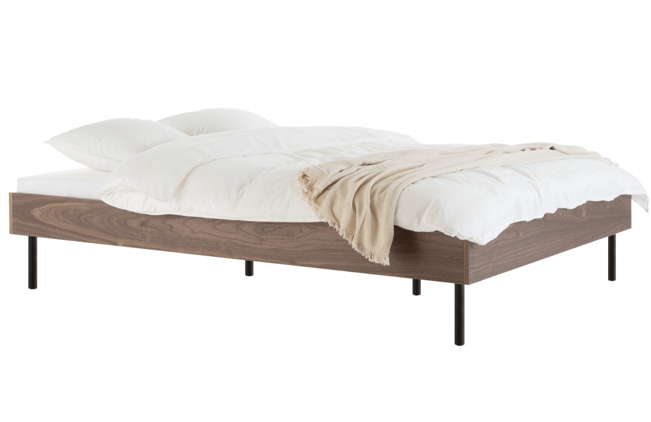 noo.ma Ořechová dvoulůžková postel Streiko 160 x 200 cm s roštem noo.ma