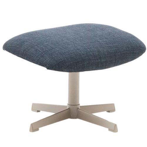 Modrá čalouněná podnožka Kave Home Jaspe 59 x 41 cm Kave Home