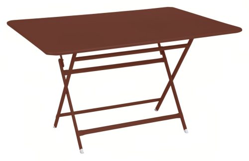 Zemitě červený kovový skládací stůl Fermob Caractére 128 x 90 cm Fermob