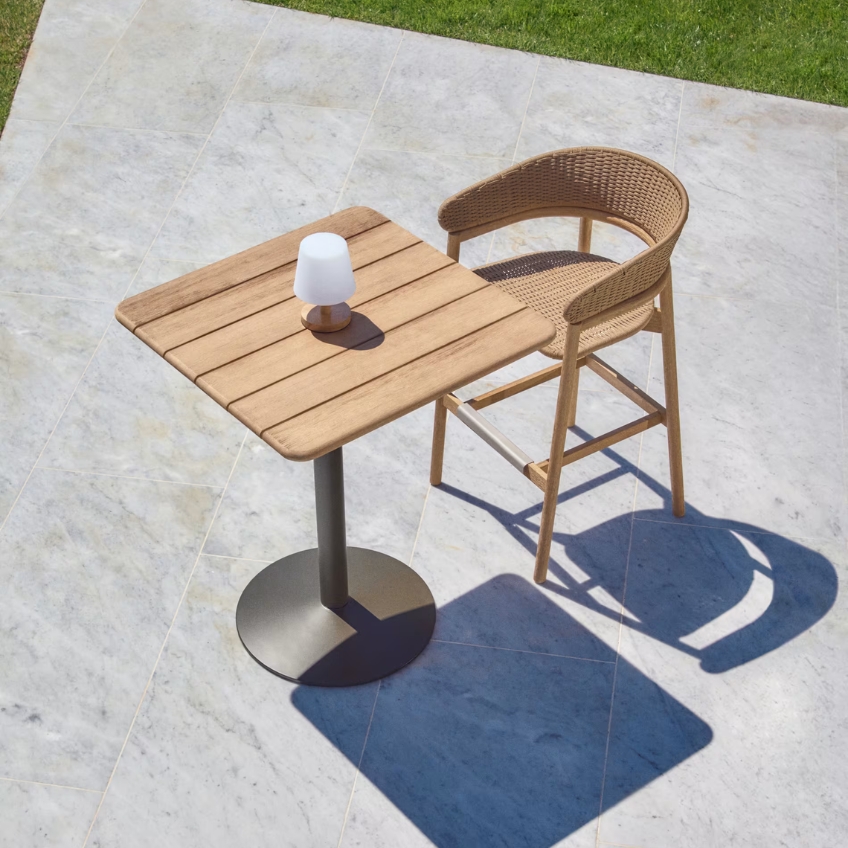 Dřevěný barový stůl Kave Home Esilda 80 x 80 cm Kave Home