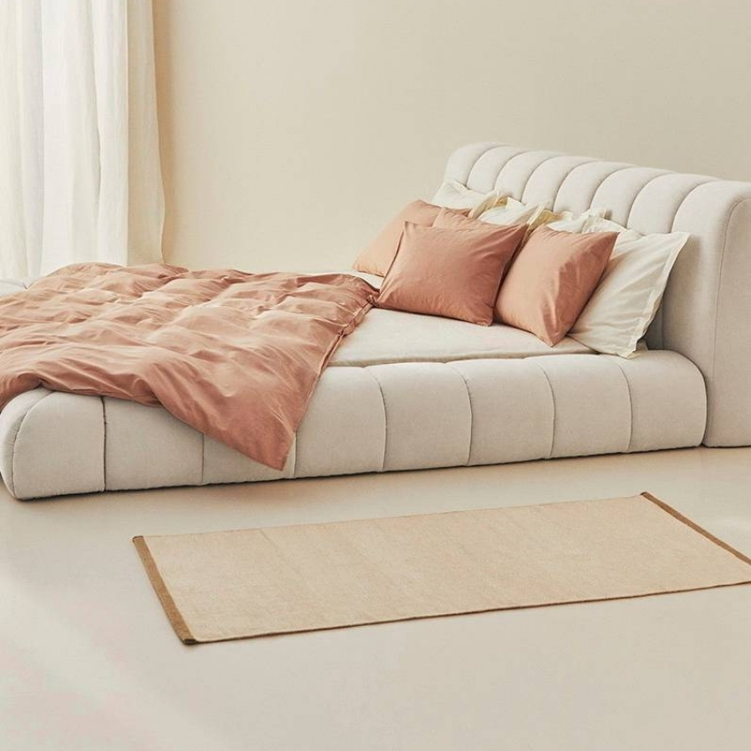 Jotex Krémově bílá čalouněná dvoulůžková postel DERMY 160 x 200 cm Jotex