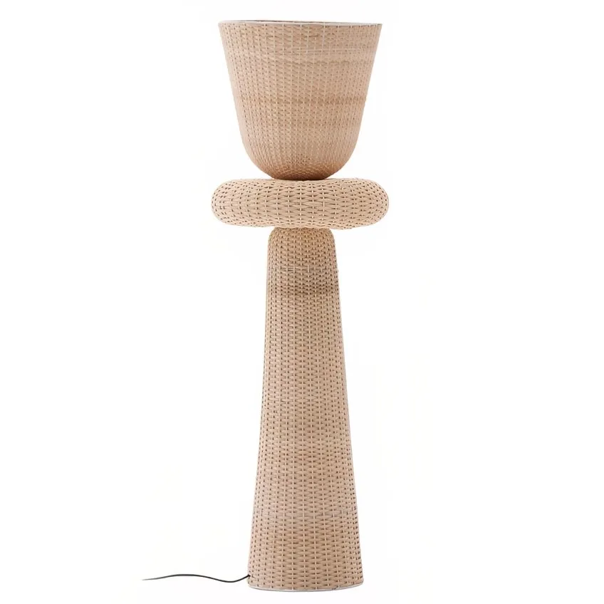 Kave Home Ratanová stojací lampa Neuda 140 cm