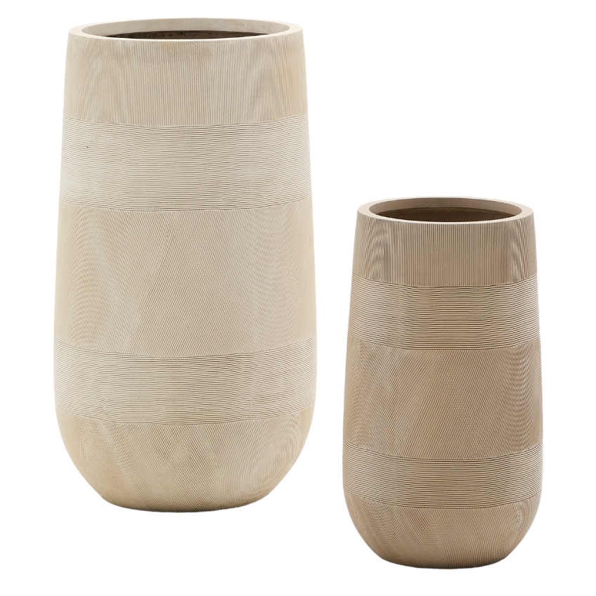 Set dvou béžových zahradních květináčů Kave Home Tival Ø 24/35 cm Kave Home