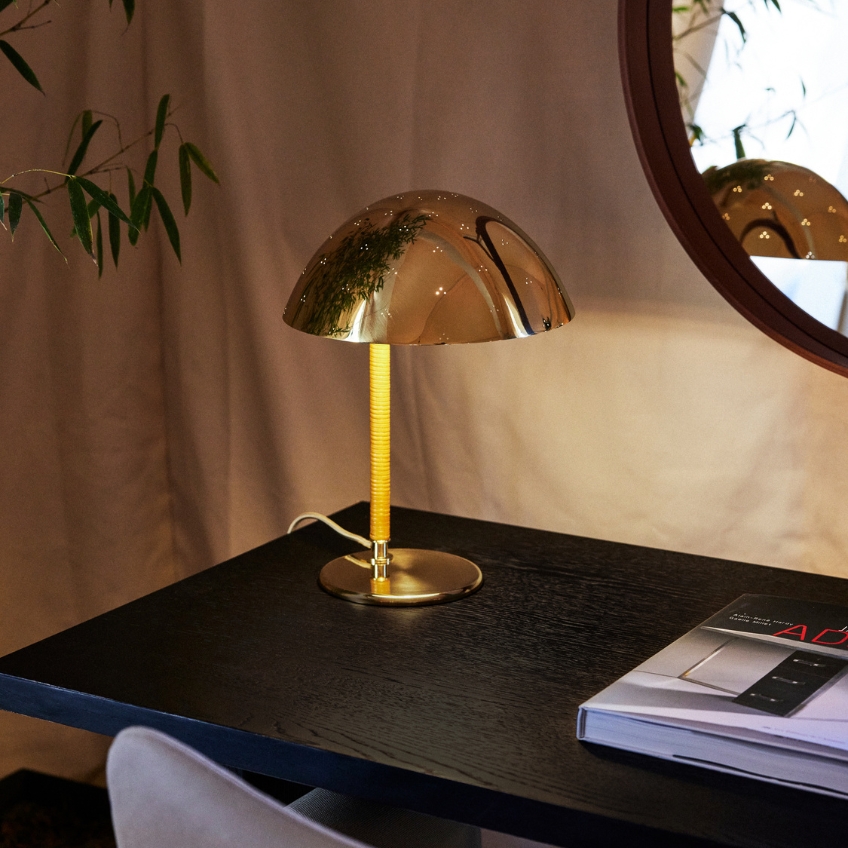 GUBI Kovová stolní lampa 9209 GUBI