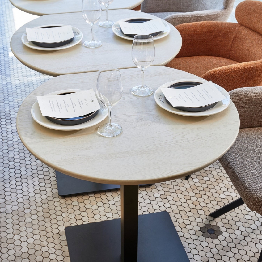WOOOD Dřevěný bistro stolek Tablo 79 x 67 cm WOOOD