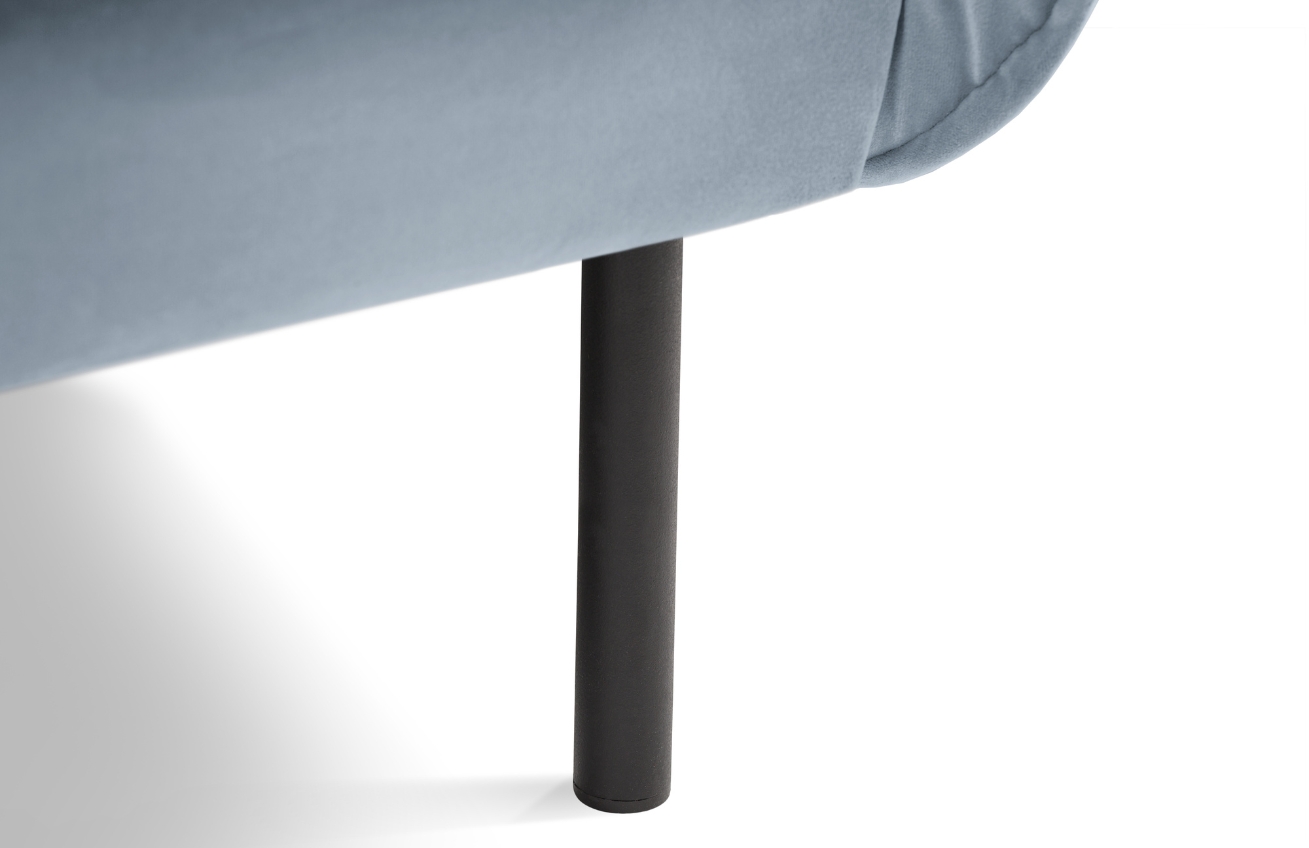 Cosmopolitan Design Sametové křeslo Vienna Cosmopolitan Design