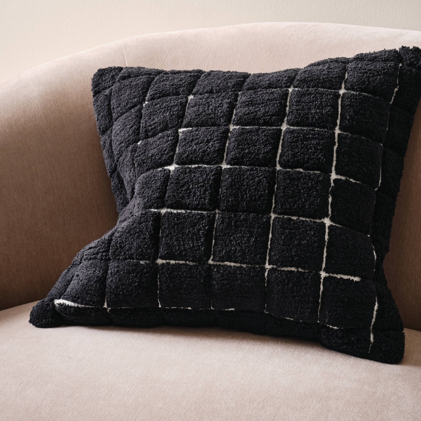 Jotex Černý bavlněný povlak na polštář ERIN 50 x 50 cm Jotex