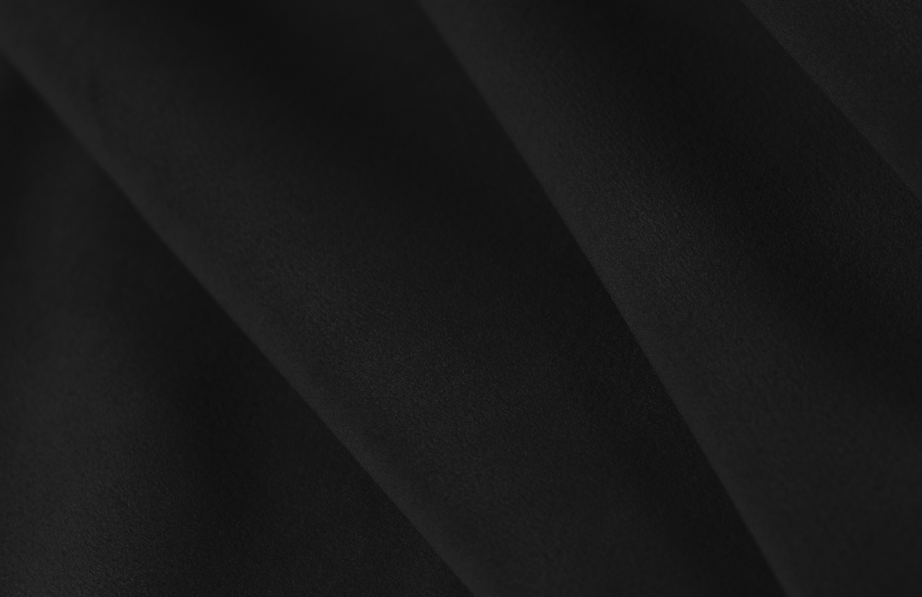 Cosmopolitan Design Černá sametová trojmístná pohovka Sydney 230 cm Cosmopolitan Design