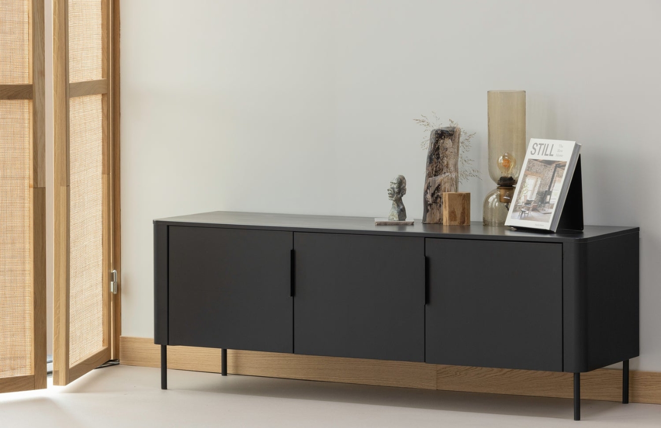WOOOD Černý dřevěný TV stolek Gunnar 154 x 44 cm WOOOD