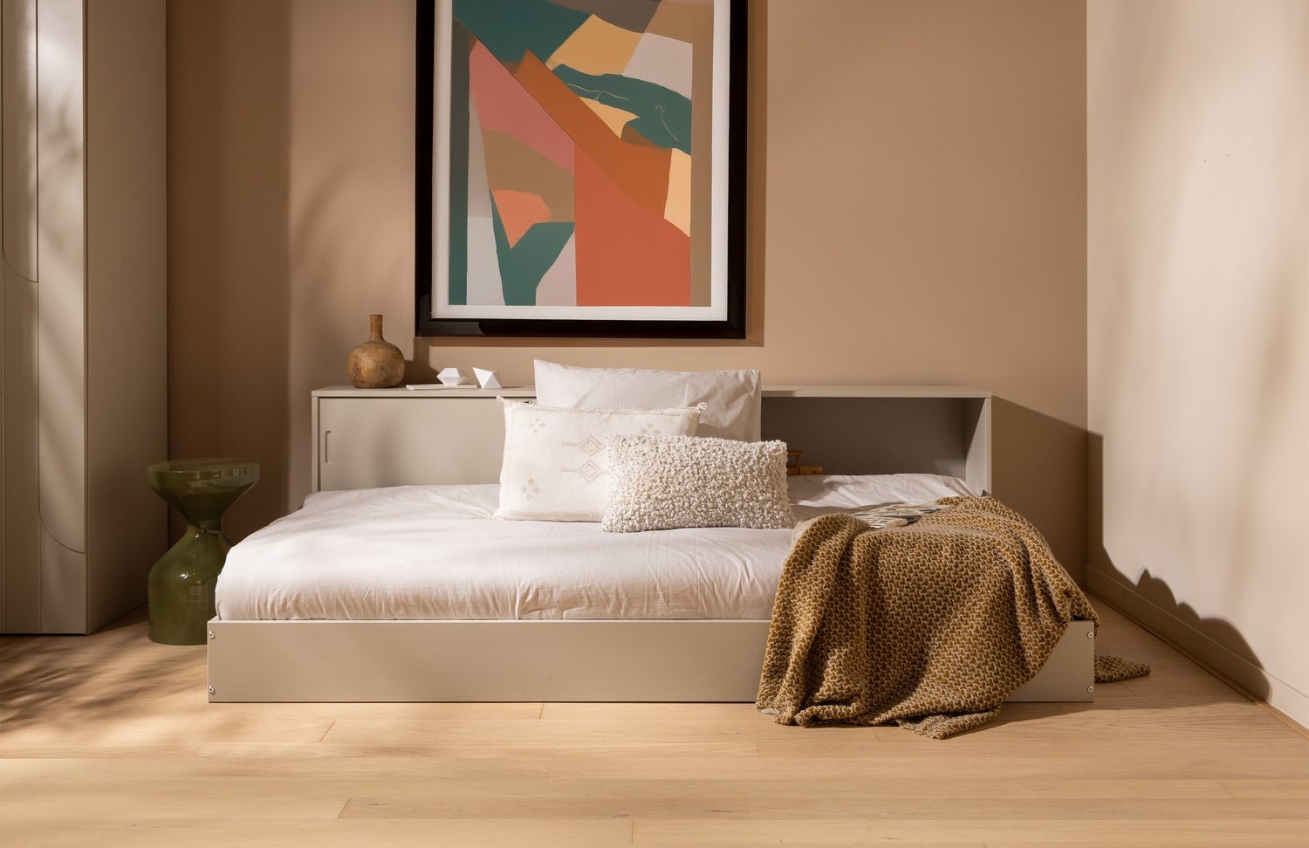 WOOOD Šedobéžová dřevěná postel Carter 90 x 200 cm WOOOD