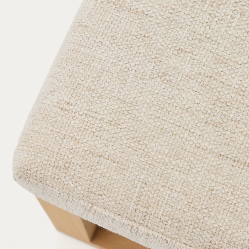 Kave Home Dřevěná lavice Loya 128 cm s béžovým sedákem Kave Home