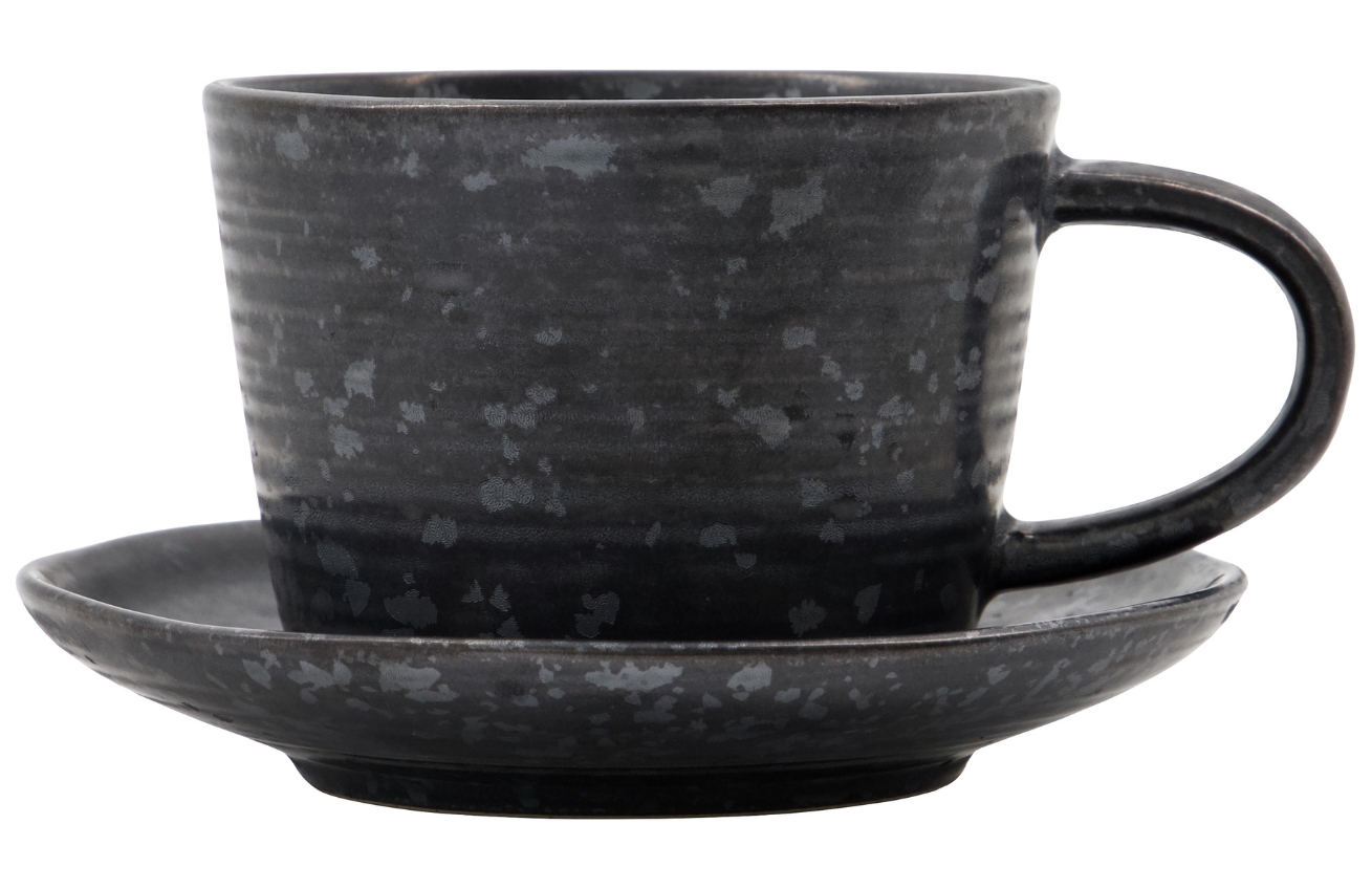 House Doctor Černý kameninový šálek s podšálkem Pion 230 ml House Doctor