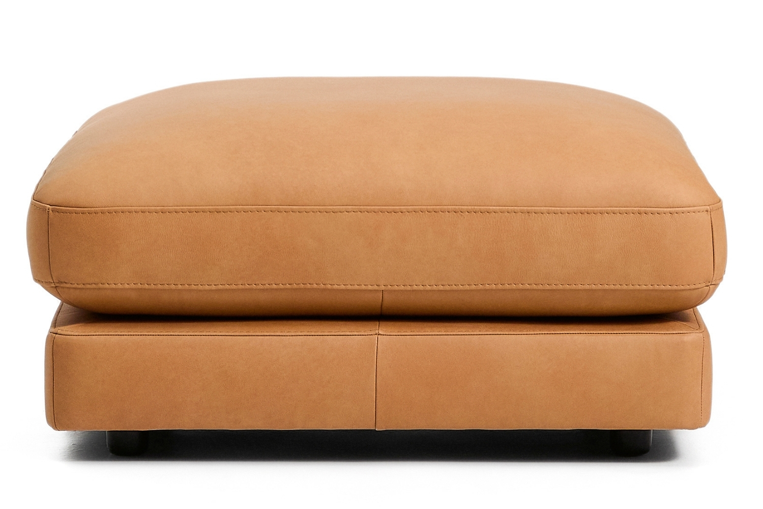 Kave Home Hnědá kožená podnožka Gala 90 x 90 cm Kave Home