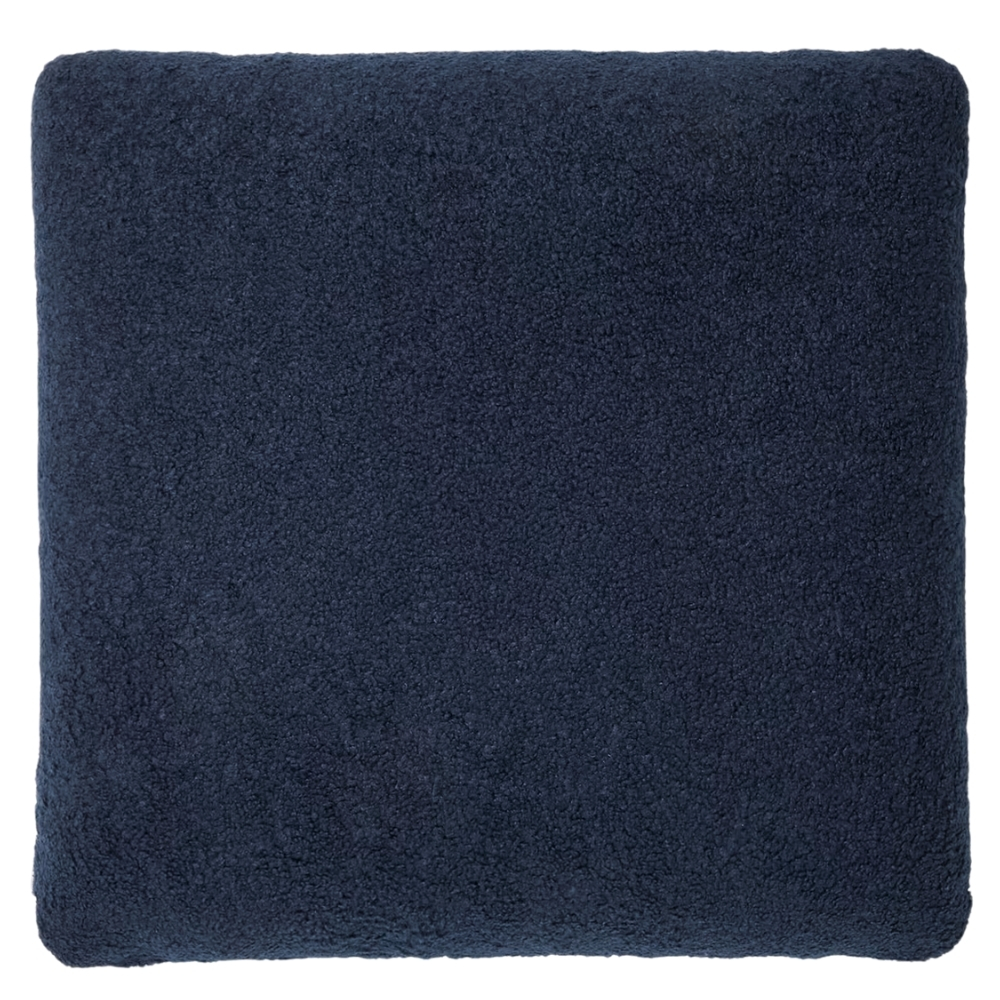 Kave Home Tmavě modrý bouclé polštář Martina 52 x 52 cm Kave Home