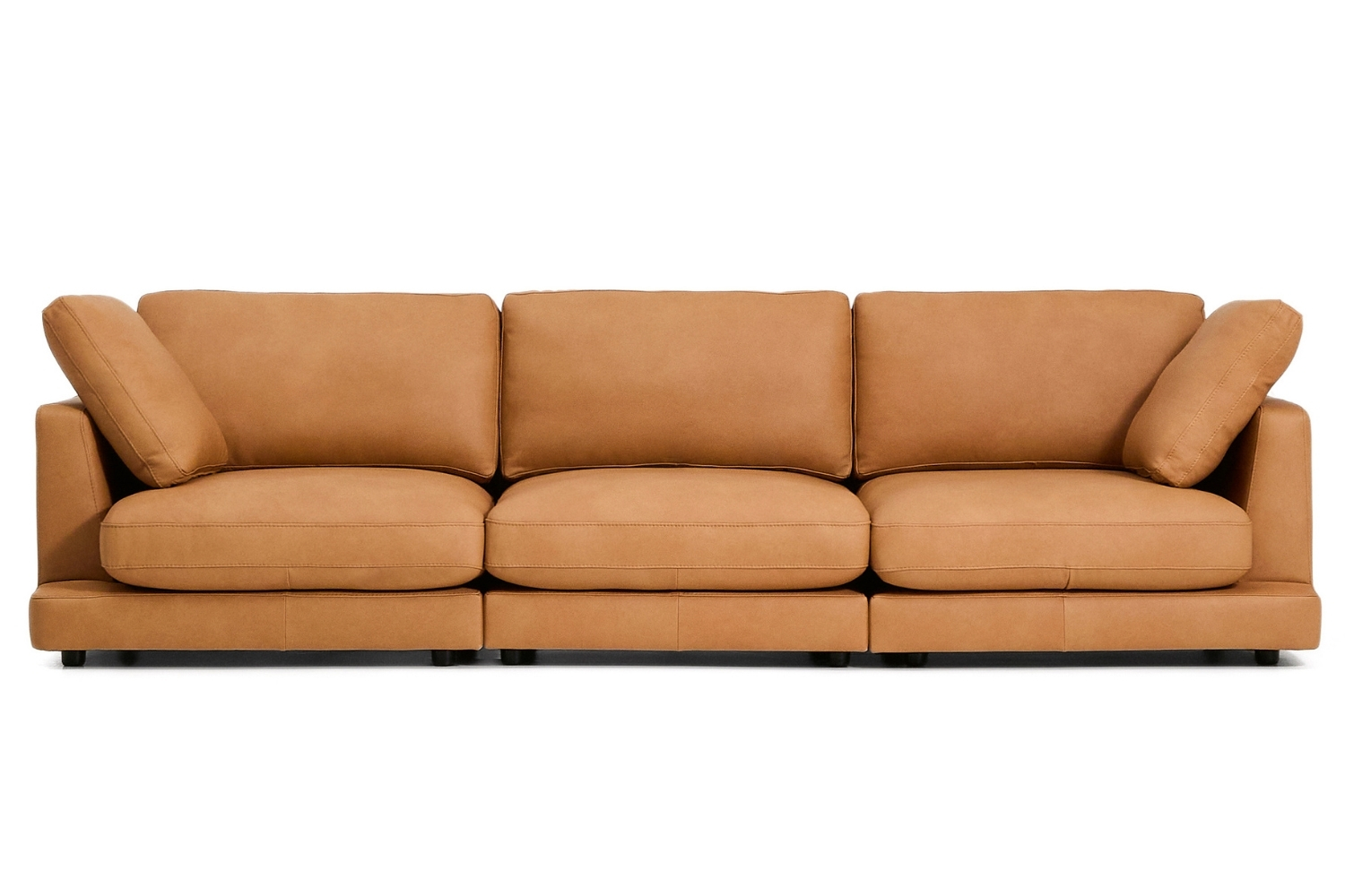 Kave Home Hnědá kožená čtyřmístná pohovka Gala 300 cm Kave Home