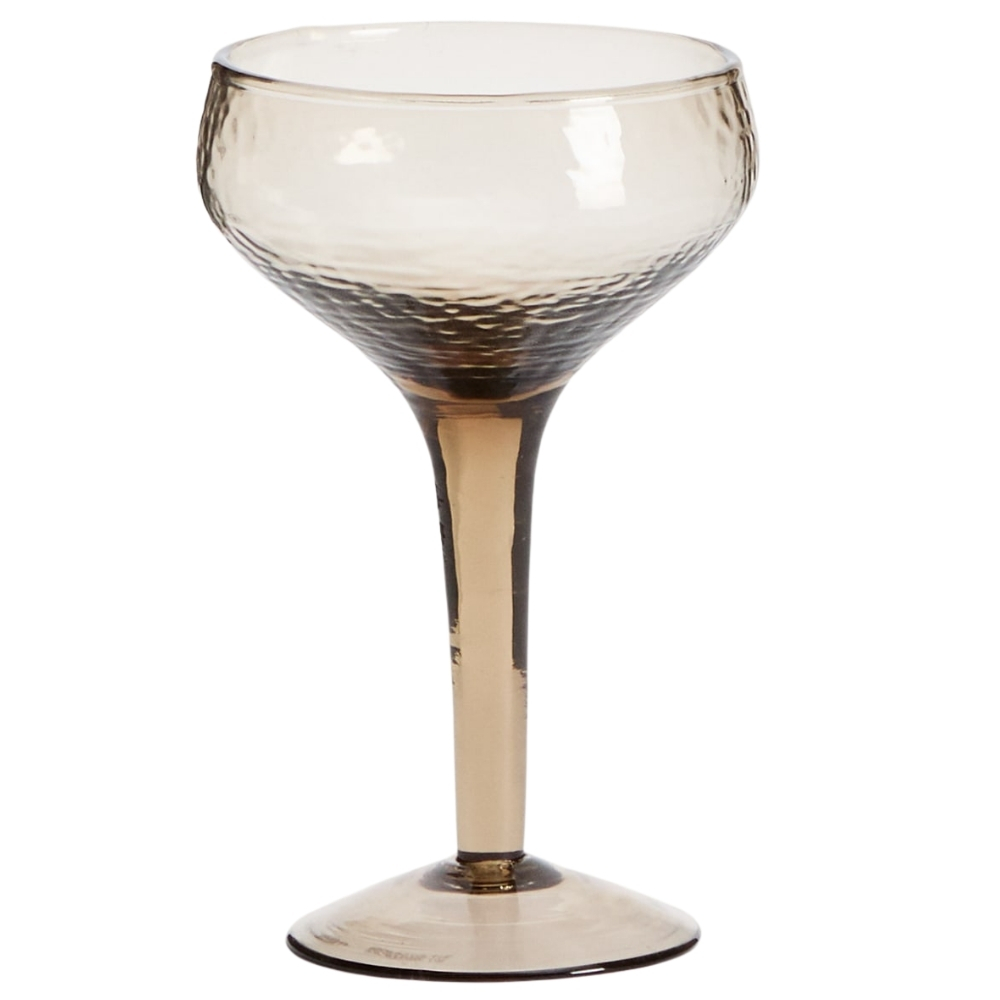 Kave Home Hnědá sklenice na víno Sileia Kave Home