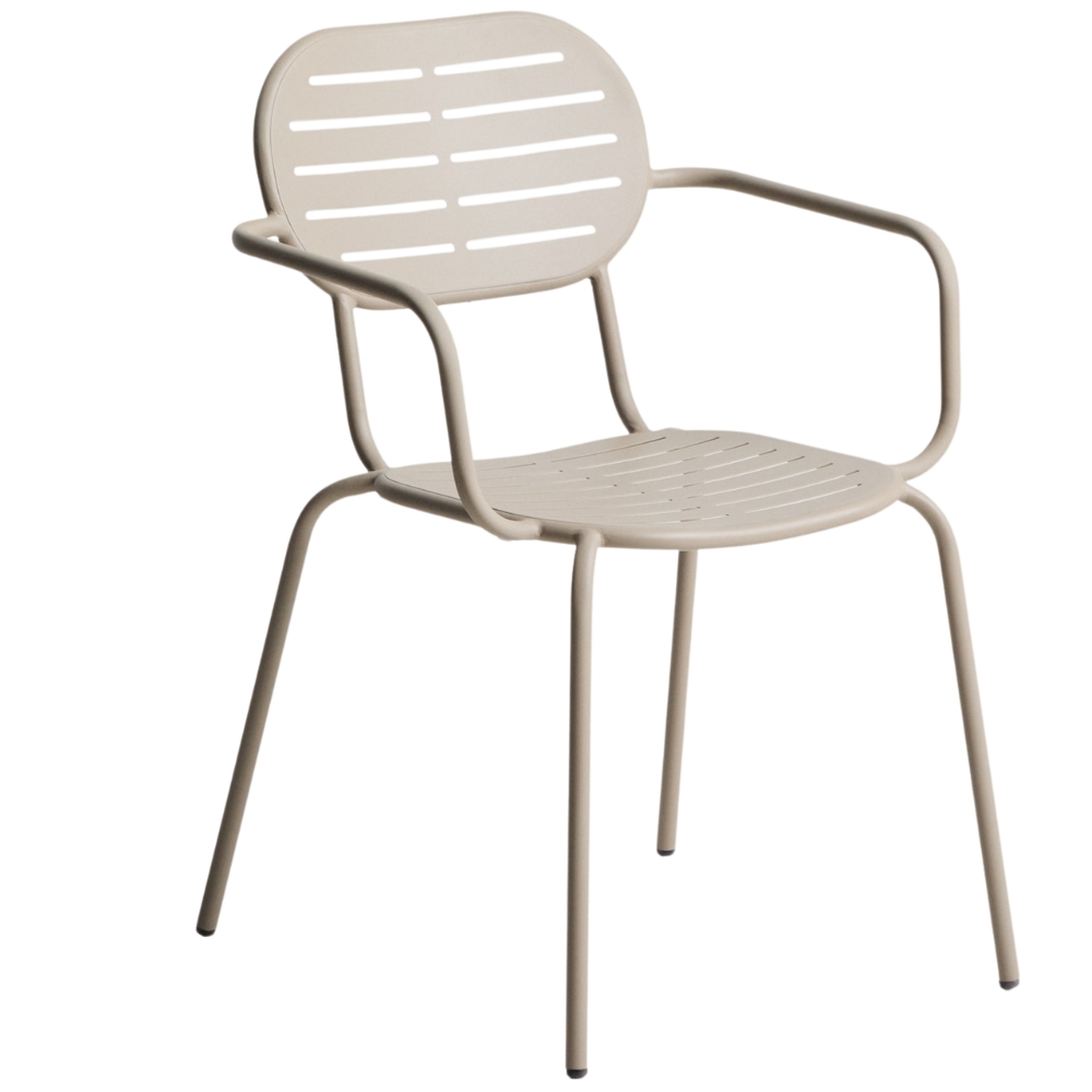 Kave Home Béžová kovová zahradní židle Brai s područkami Kave Home