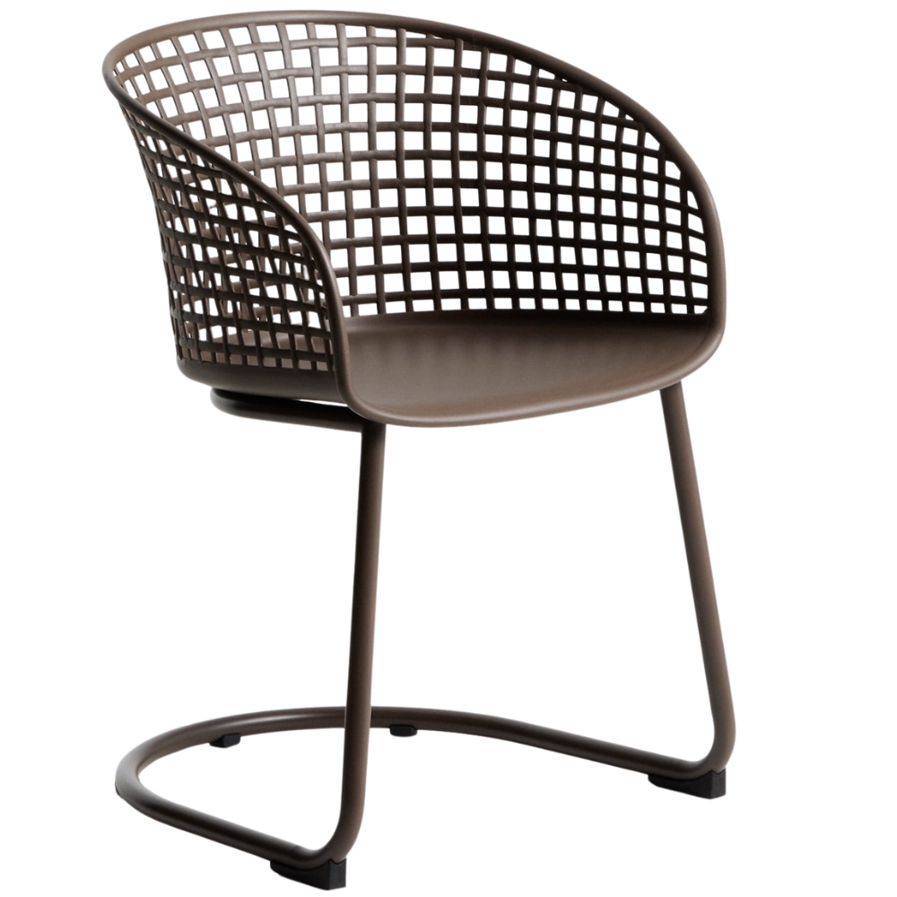 Kave Home Hnědá plastová zahradní židle Tenaro Kave Home