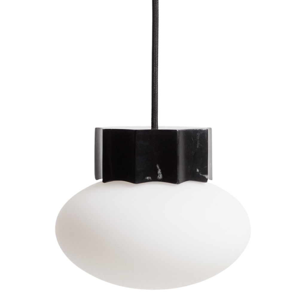 Kave Home Černo-bílé mramorové závěsné světlo Idela Ø15 cm Kave Home