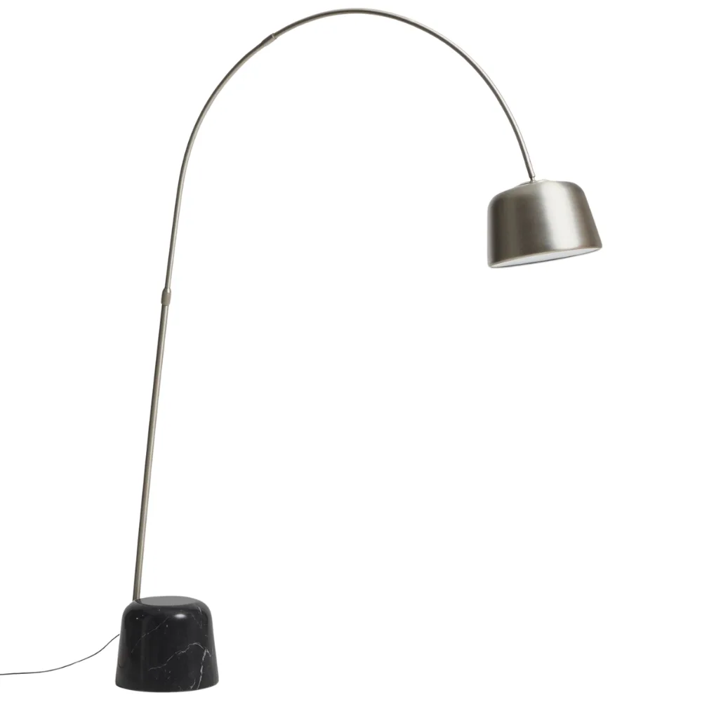 Kave Home Stříbrno - černá stojací lampa Arnolia 196 cm